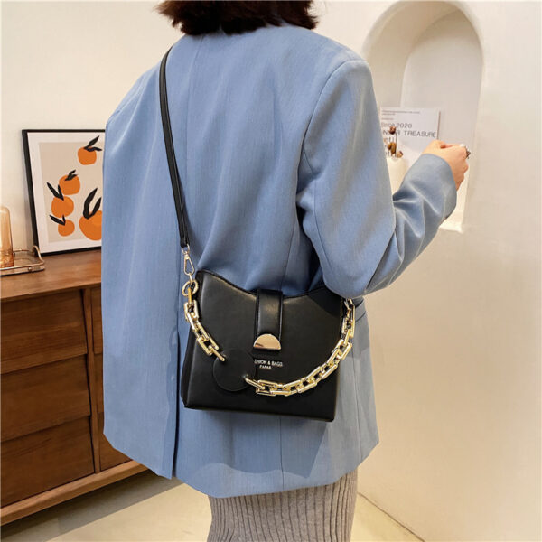 Women's Elegant Ladies Single Shoulder Bag - Image 2